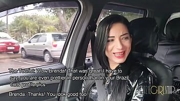 Redare Brenda (carol corrales) fuge și suge un turist excitat