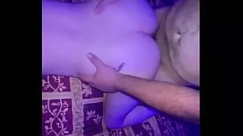 Jouer Chienne prend mec noir chaud et mec moche
