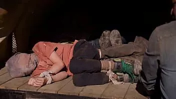 Afspelen De laatste van ons (t1-e1) (t1-e2 beschikbaar op 22-1-2023)