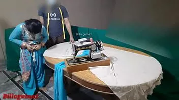 Oynat Desi ev hanımı terzi tarafından çok sıcak ve net Hintçe audio.desi Hint yenge tarafından becerdin dikişli sonra terzi onu becerdin elbise almak için gitti