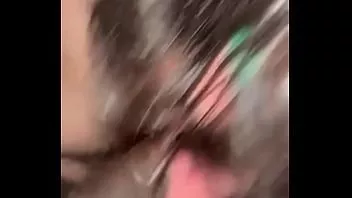تشغيل بي بي سي تساعدني في التقاط حكة في مؤخرة حلقي