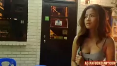 Reproducir Euro Slut Thai Babe llevada al hotel para follar duro