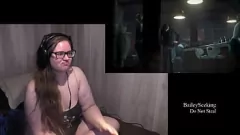 play Брюнетка с большими сиськами в нижнем белье и с татуировками играет в фетиш, часть 1