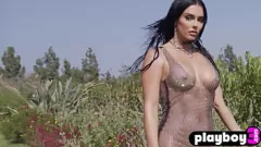 Play Outdoor Striptease with Busty MILF Kaitlynn Anderson