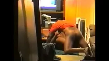 play استدرج الرجل الأسود Str8 أكثر من مجرد أن يمارس الجنس على كاميرا خفية
