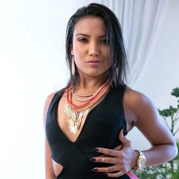 পর্নস্টার Marcella Schultz