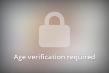 अभिनेता Elle Voneva