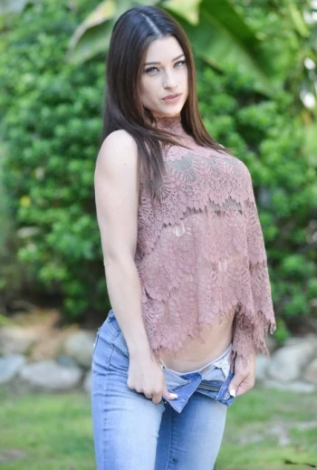 Pornstar Regan Starr
